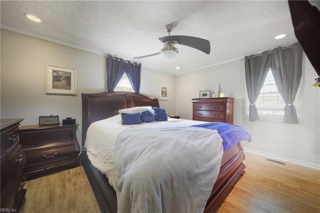 660 Etheridge RD, Chesapeake, VA 23322