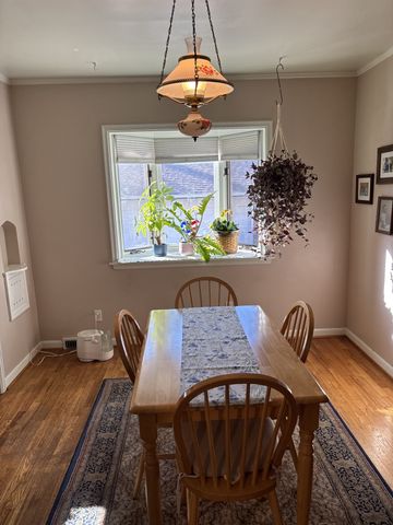 2110 40th Street, Des Moines, IA 50310