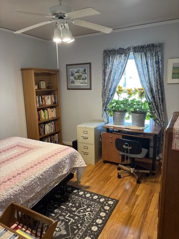 2110 40th Street, Des Moines, IA 50310