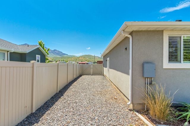 227 E 610 S, Santaquin, UT 84655