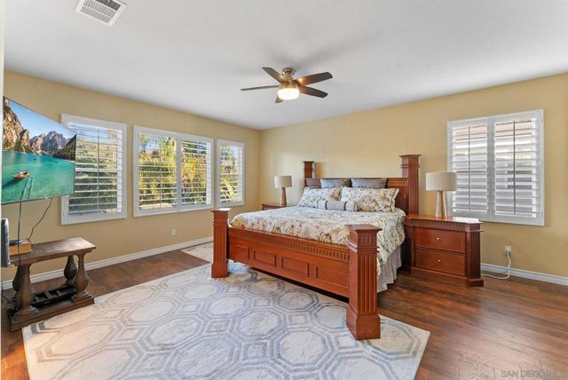 732 N Fox Run Pl, Chula Vista, CA 91914