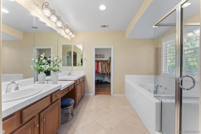 732 N Fox Run Pl, Chula Vista, CA 91914