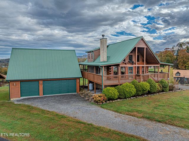 3452 Cove Meadows Dr, Sevierville, TN 37862
