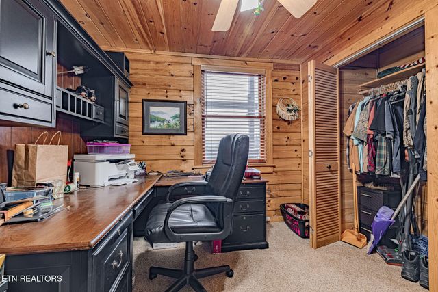 3452 Cove Meadows Dr, Sevierville, TN 37862