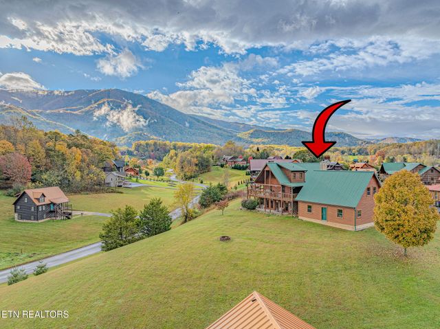 3452 Cove Meadows Dr, Sevierville, TN 37862