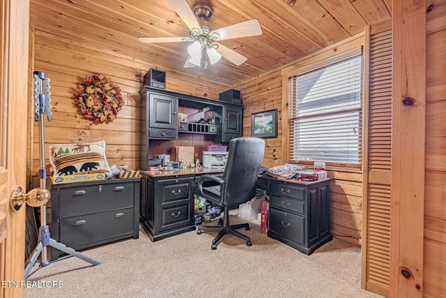 3452 Cove Meadows Dr, Sevierville, TN 37862