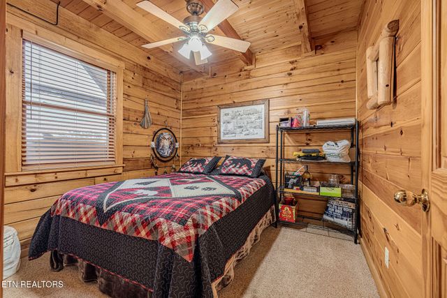 3452 Cove Meadows Dr, Sevierville, TN 37862