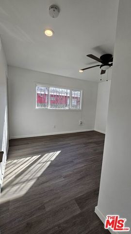 136 W 99th Street 136, Los Angeles, CA 90003