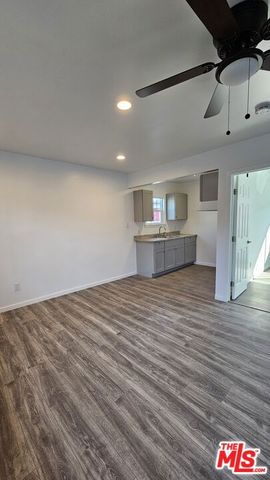 136 W 99th Street 136, Los Angeles, CA 90003