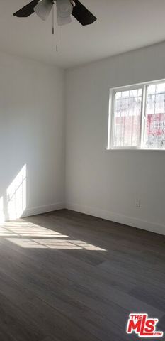 136 W 99th Street 136, Los Angeles, CA 90003