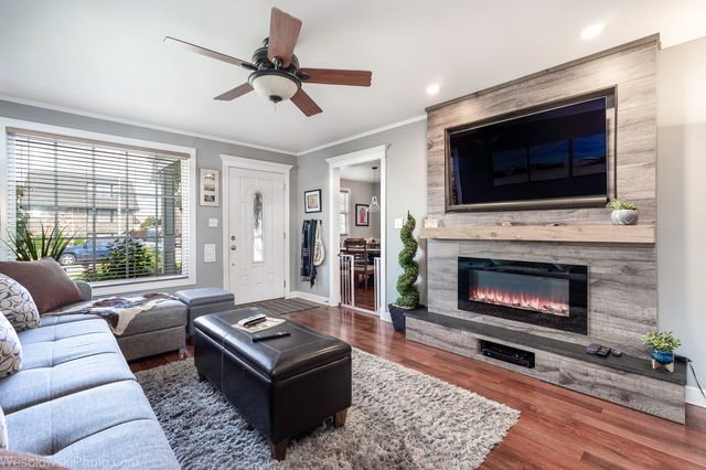 2050 N 19th Avenue, Melrose Park, IL 60160