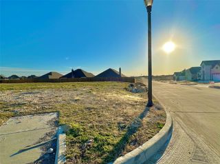 700 Broken Bow Lane, Cleburne, TX 76033