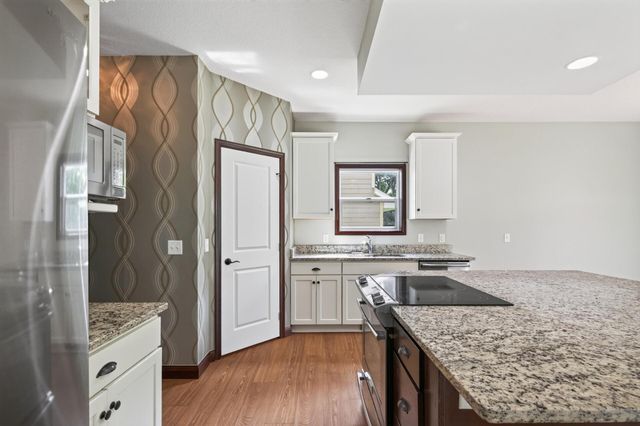 1545 Maple Place, Mound, MN 55364
