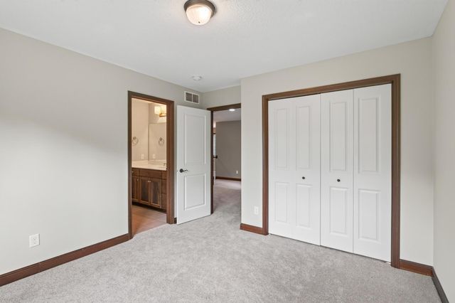 1545 Maple Place, Mound, MN 55364