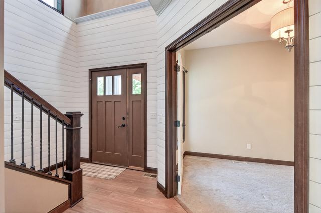 1545 Maple Place, Mound, MN 55364