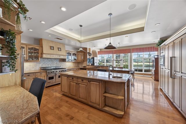 22 Burning Tree Court, Las Vegas, NV 89113