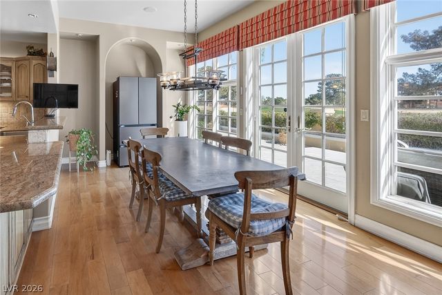 22 Burning Tree Court, Las Vegas, NV 89113