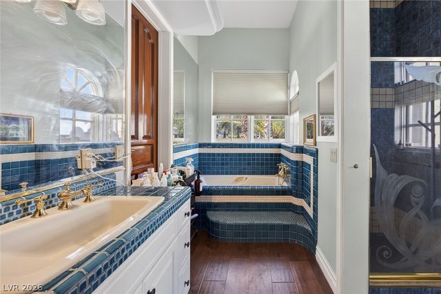 22 Burning Tree Court, Las Vegas, NV 89113