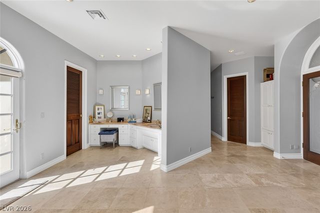 22 Burning Tree Court, Las Vegas, NV 89113