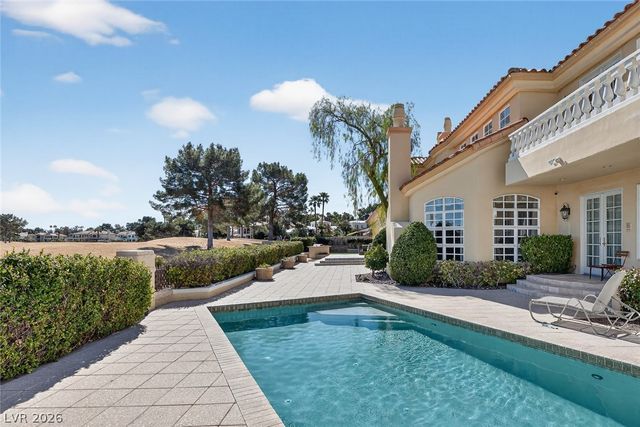 22 Burning Tree Court, Las Vegas, NV 89113