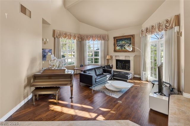 22 Burning Tree Court, Las Vegas, NV 89113