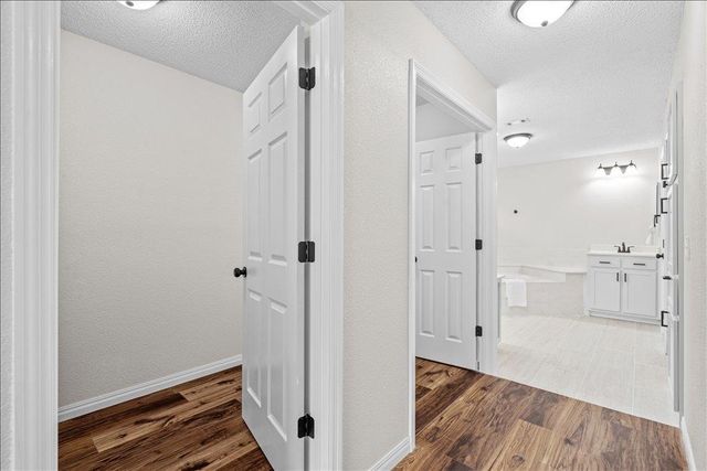 11416 Boothill DR, Austin, TX 78748