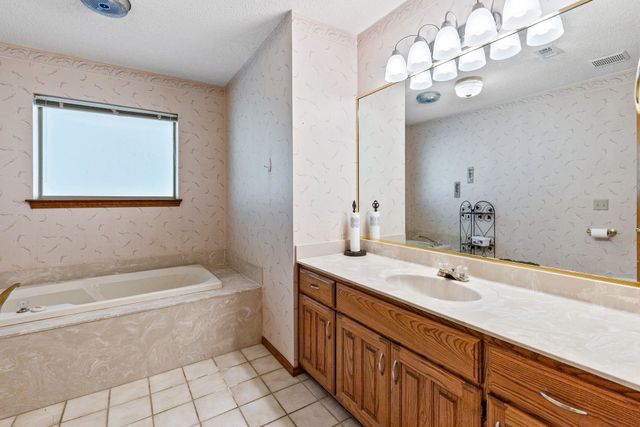 301 Paris Street, Pecan Gap, TX 75469