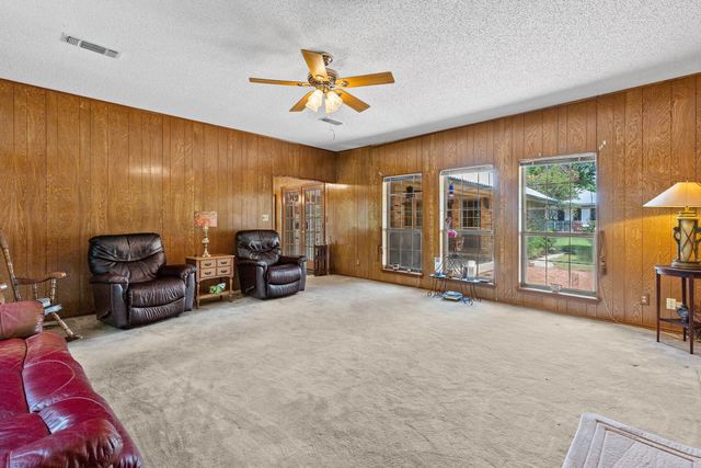 301 Paris Street, Pecan Gap, TX 75469