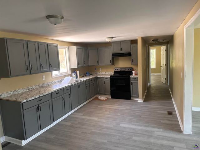 103 Martin Luther King Drive, Perry, GA 31069