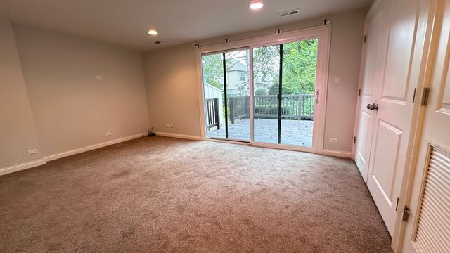 183 Cascade Drive, Indian Head Park, IL 60525