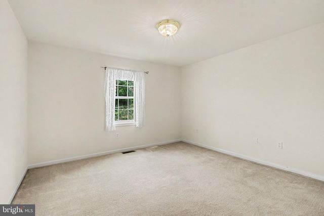 492 PRINCETON RD, Harrisburg, PA 17111