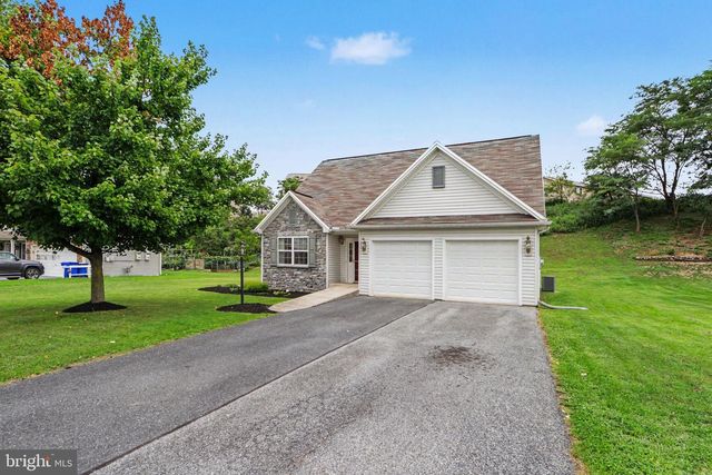 492 PRINCETON RD, Harrisburg, PA 17111