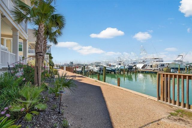 116 W Cotter Ave H, Port Aransas, TX 78373