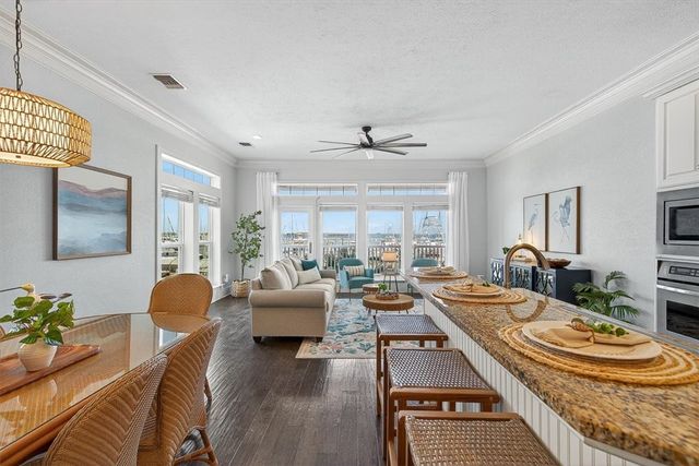 116 W Cotter Ave H, Port Aransas, TX 78373