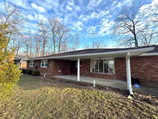 3301 E Miami Trail, Muncie, IN 47302