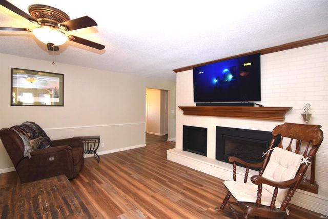 3301 E Miami Trail, Muncie, IN 47302