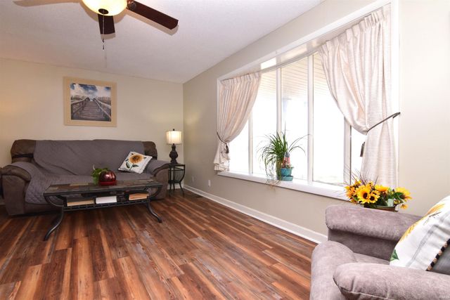 3301 E Miami Trail, Muncie, IN 47302