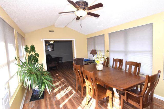 3301 E Miami Trail, Muncie, IN 47302