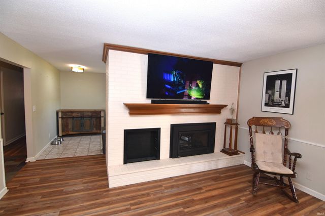 3301 E Miami Trail, Muncie, IN 47302