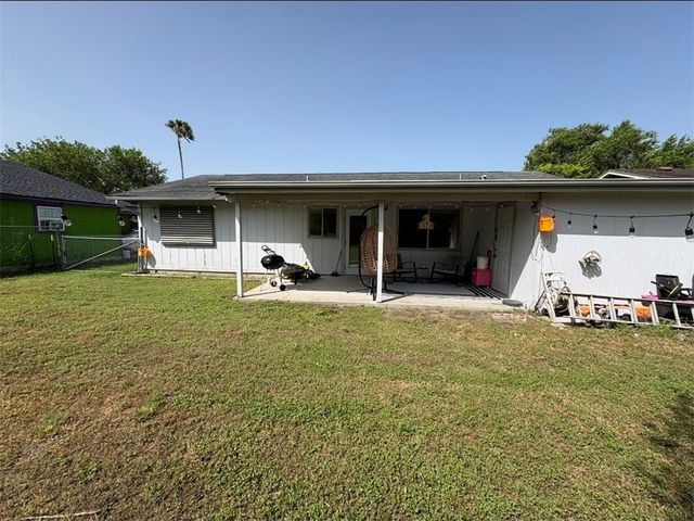 10946 Gates, Corpus Christi, TX 78410