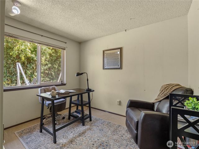 4915 N 37th Street, Tacoma, WA 98407
