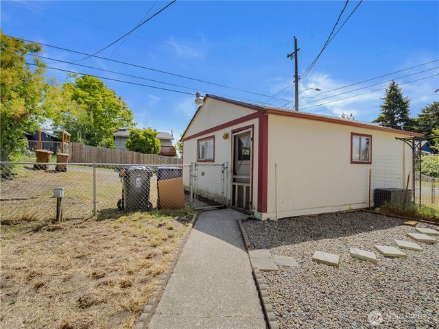 4915 N 37th Street, Tacoma, WA 98407