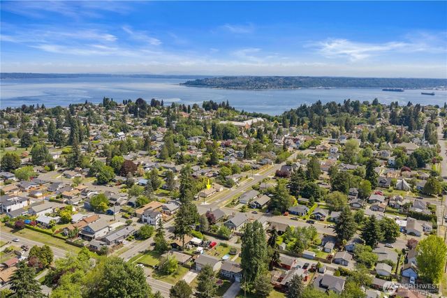4915 N 37th Street, Tacoma, WA 98407