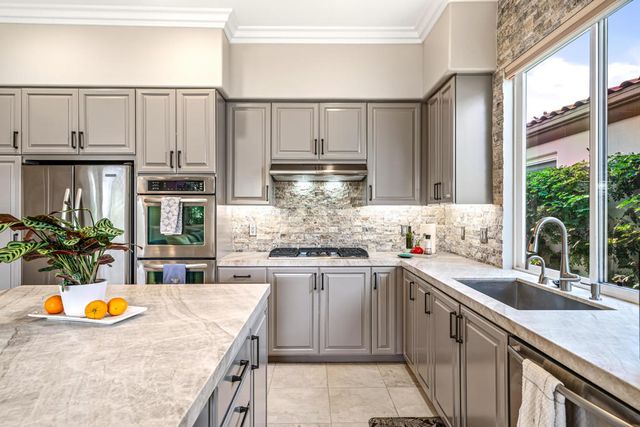 936 Mesa Grande Drive, Palm Desert, CA 92211