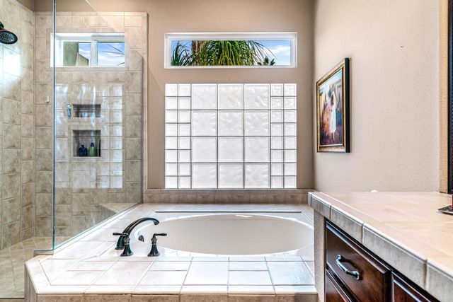 936 Mesa Grande Drive, Palm Desert, CA 92211