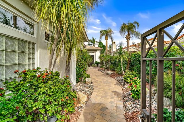 936 Mesa Grande Drive, Palm Desert, CA 92211