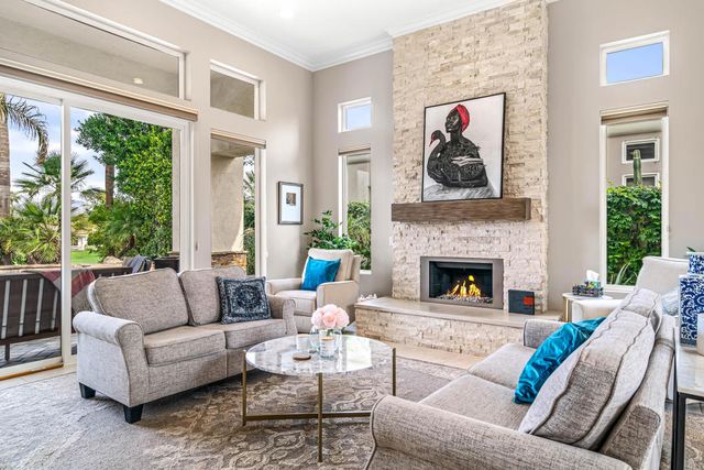 936 Mesa Grande Drive, Palm Desert, CA 92211