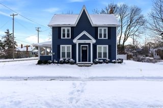 18 Park Street, Oxford Village, MI 48371