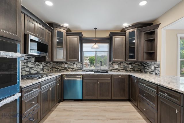 411 W 7th Street, Anaconda, MT 59711