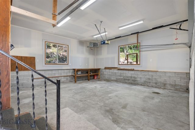 411 W 7th Street, Anaconda, MT 59711